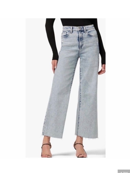 Joe's Jeans Denim - Joe's Jeans Women's Straight Leg Jeans in Light Wash Blue waist 14-14 1/2 in 31